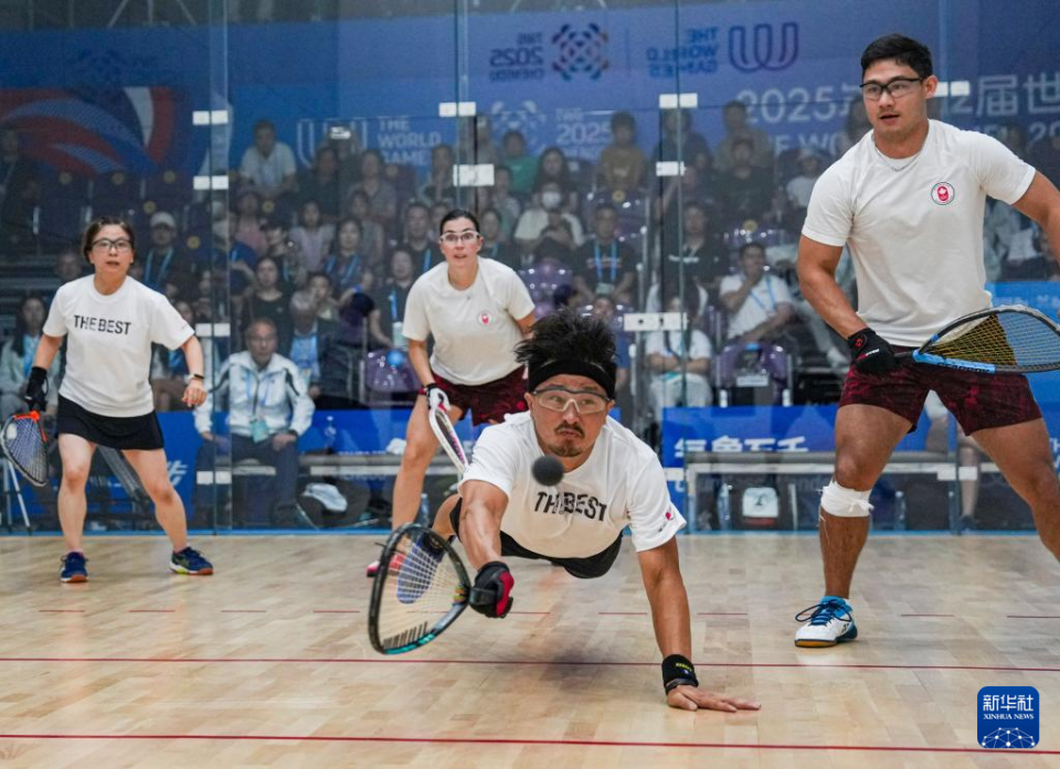 BX, 另一对美国, 滑男子速度