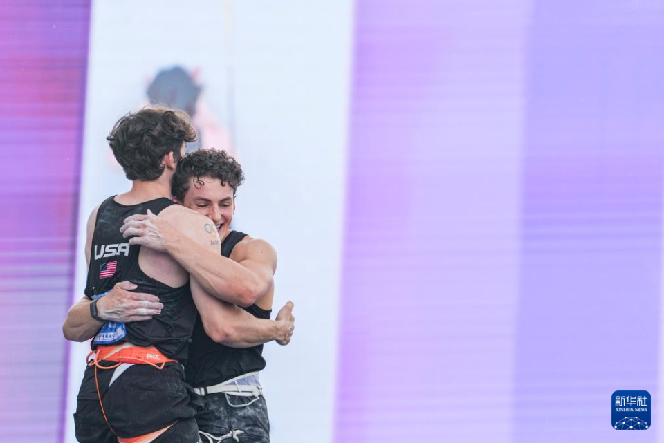 ziuzd, 年成都世运