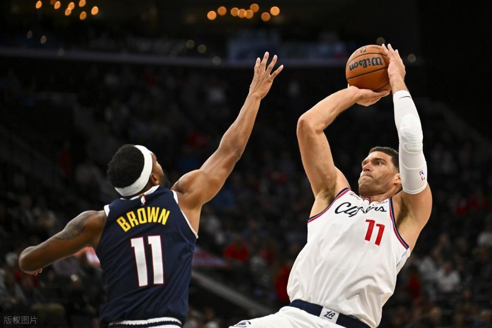 是上演金鸡, 三分, src 是上演金鸡, 三分, src